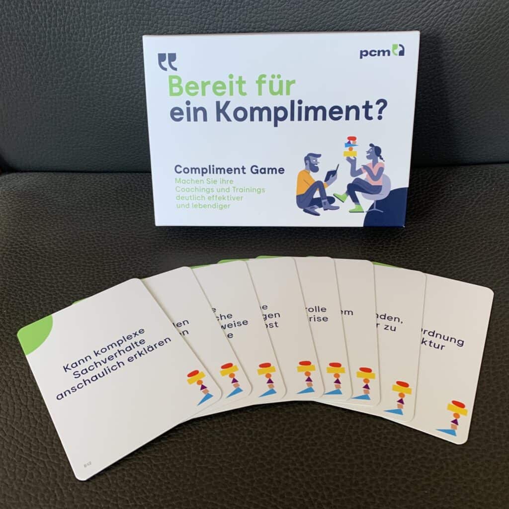 Compliment Cards Game (German or English)
